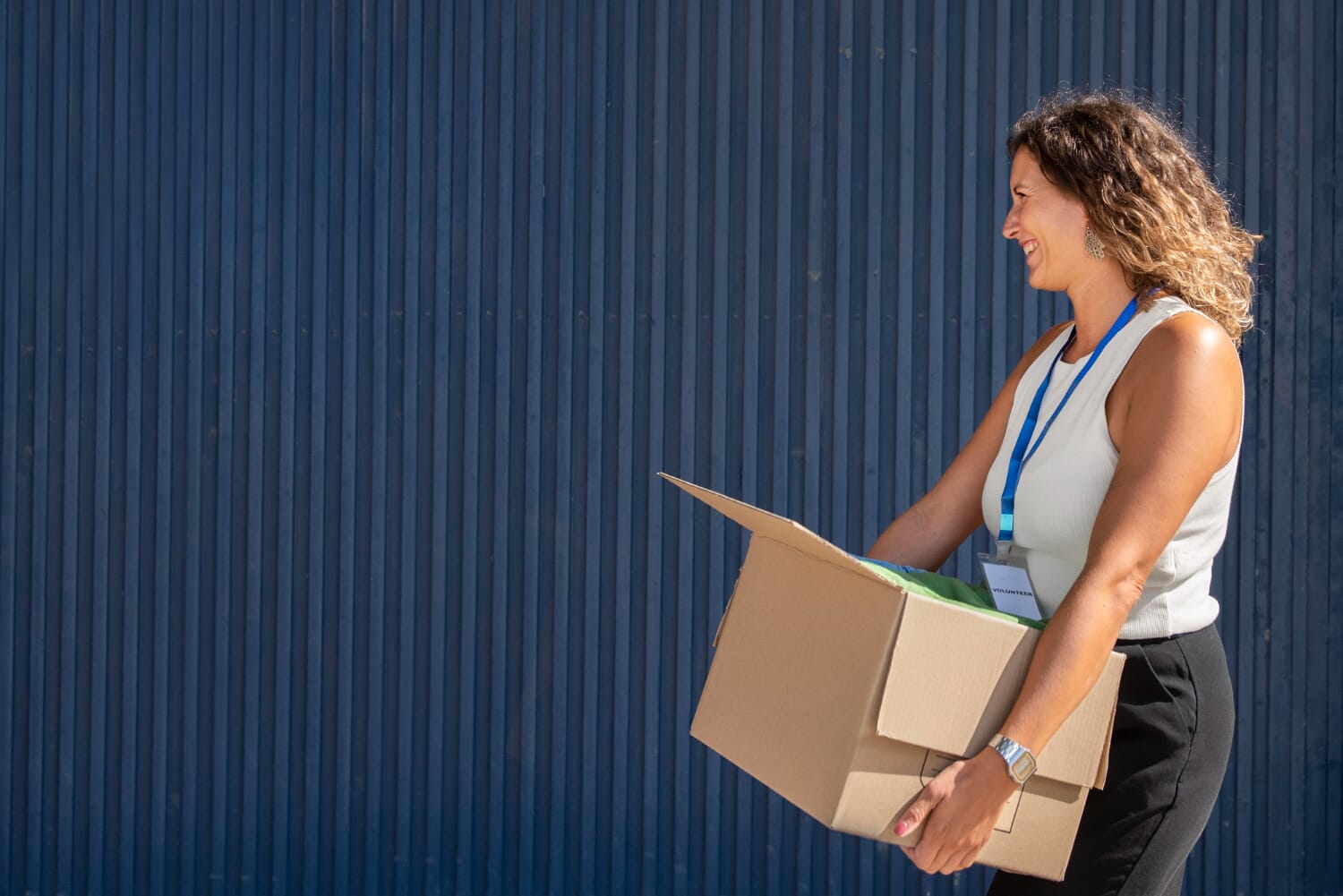 carry-box-female.jpg?w=1024&h=683&scale